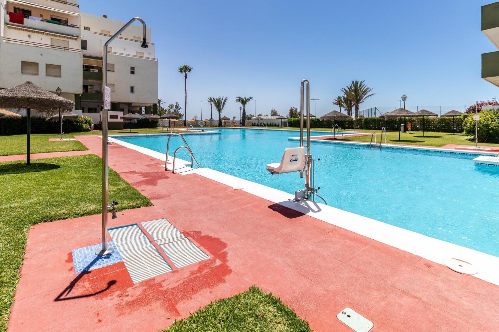 Rentitspain Moderno Apartamento Calaverde Frente Al Mar Salobrena Exterior photo