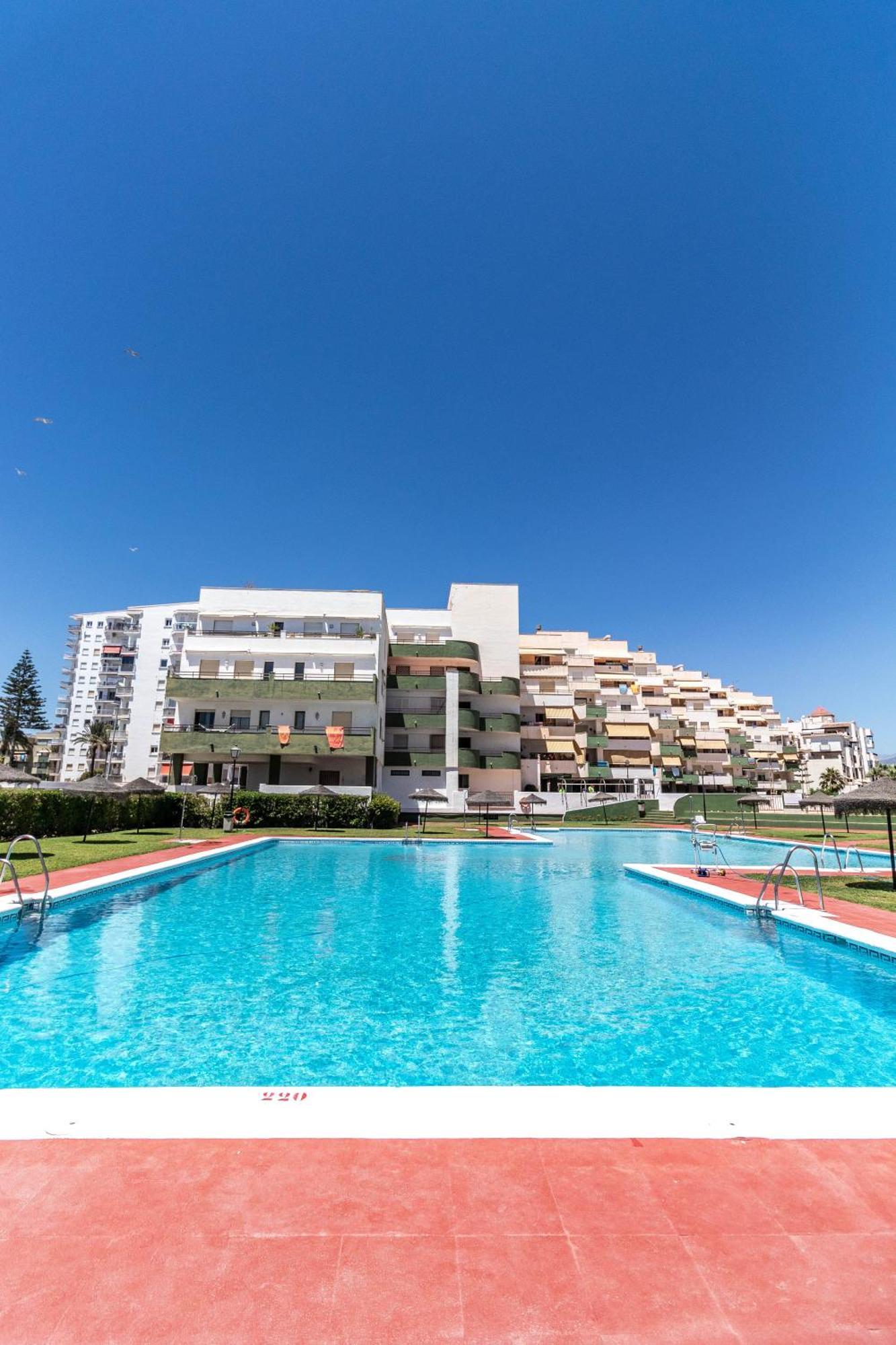 Rentitspain Moderno Apartamento Calaverde Frente Al Mar Salobrena Exterior photo